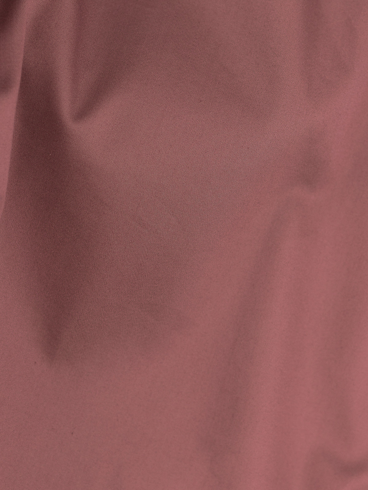 Solid Stretch Shirt in Muted Red