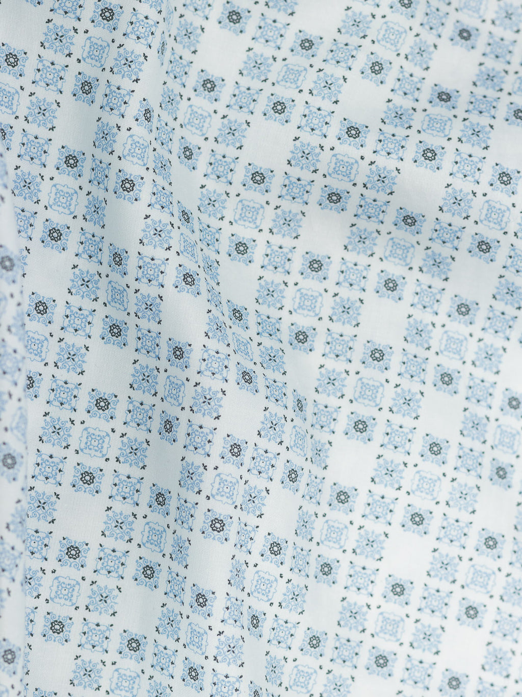 Geometric Print Shirt in Blue & White