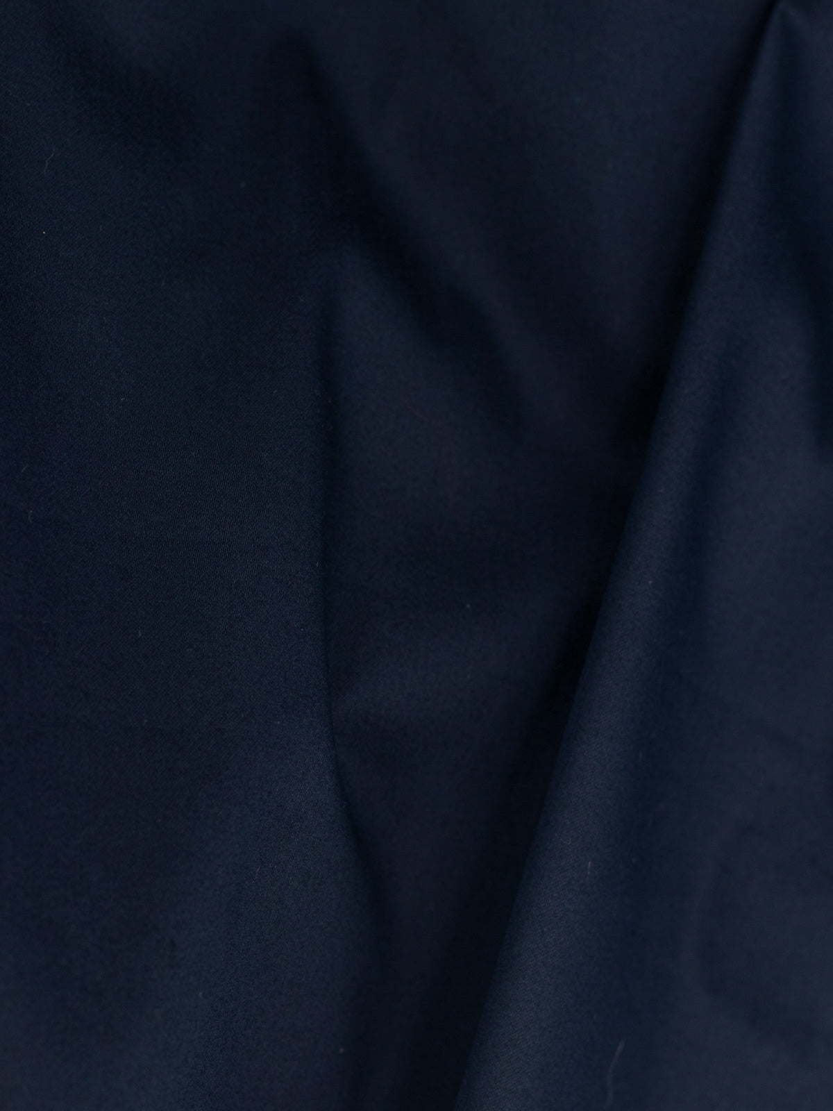 Solid Stretch Shirt in Navy Blue