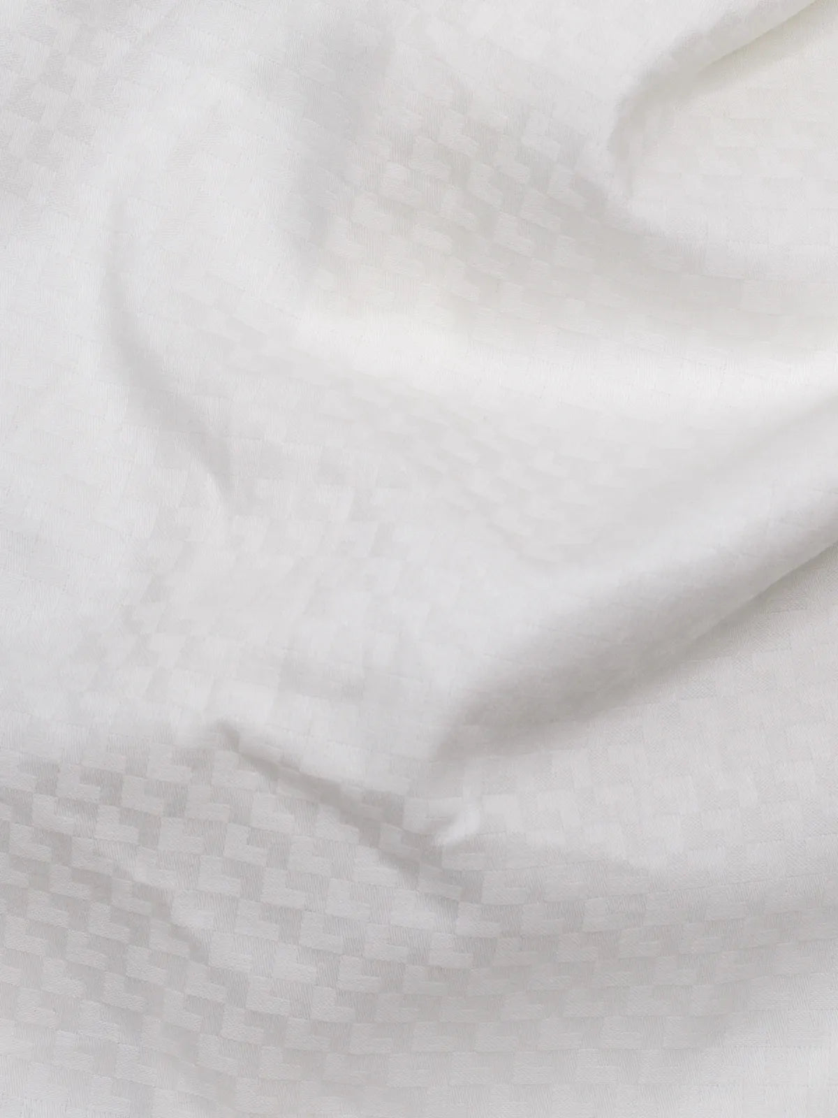 White Dobby Diamond